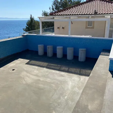 Lost Villa, Hvar Gdinj